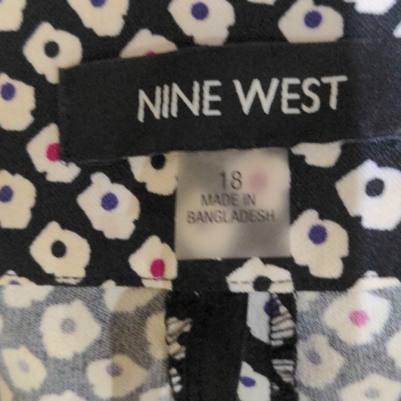 Pants - Picture 5 of 6